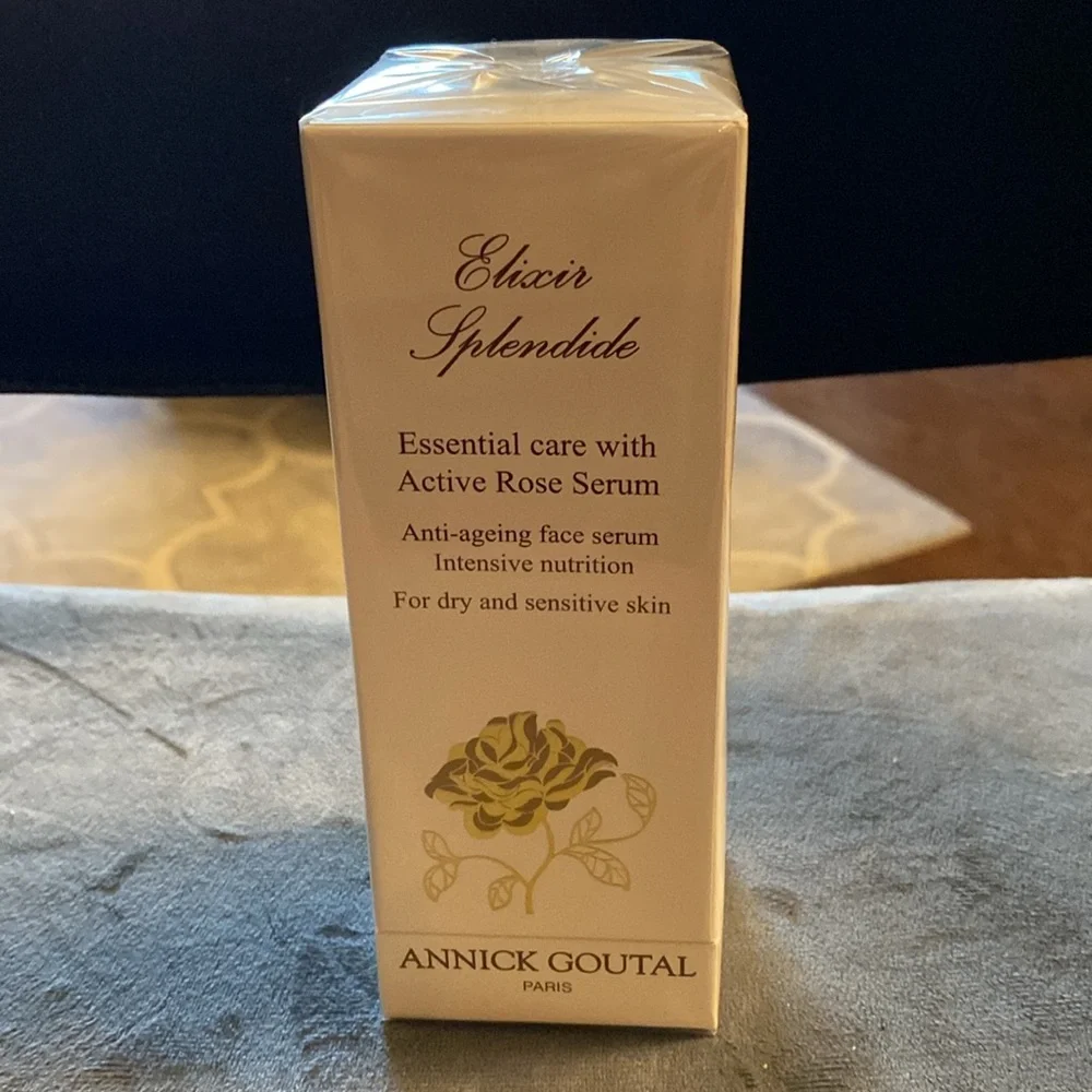 Annick Goutal Soin Essential Serum Visage Anti-Age Nutrition renforcee Paris